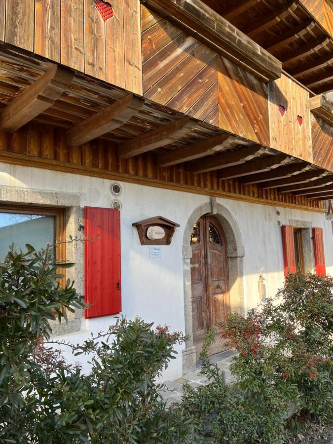 Casa Vacanze Ranuncolo 6 ซุตริโอ ภายนอก รูปภาพ